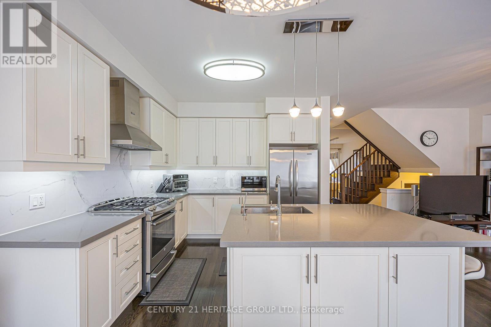 25 Helliwell Crescent, Richmond Hill, Ontario  L4E 1C7 - Photo 13 - N12857104