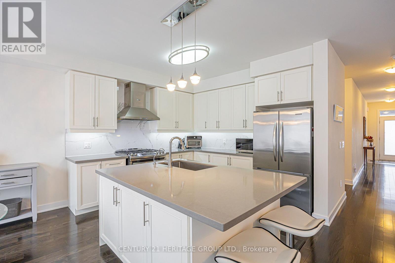 25 Helliwell Crescent, Richmond Hill, Ontario  L4E 1C7 - Photo 14 - N12857104