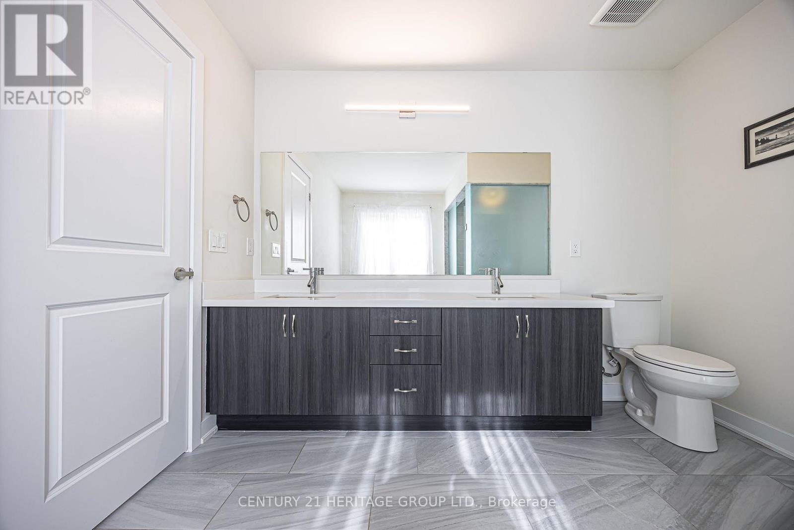 25 Helliwell Crescent, Richmond Hill, Ontario  L4E 1C7 - Photo 25 - N12857104