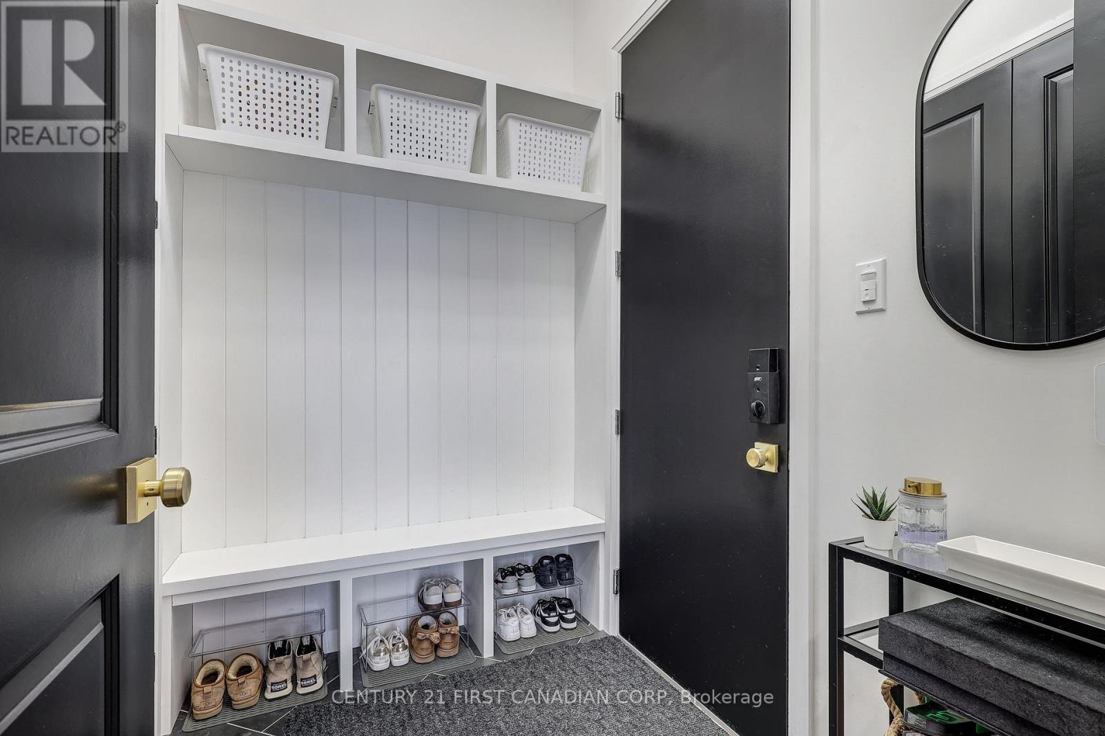 2505 Kains Road, London South, Ontario  N6K 0C8 - Photo 22 - X12826290