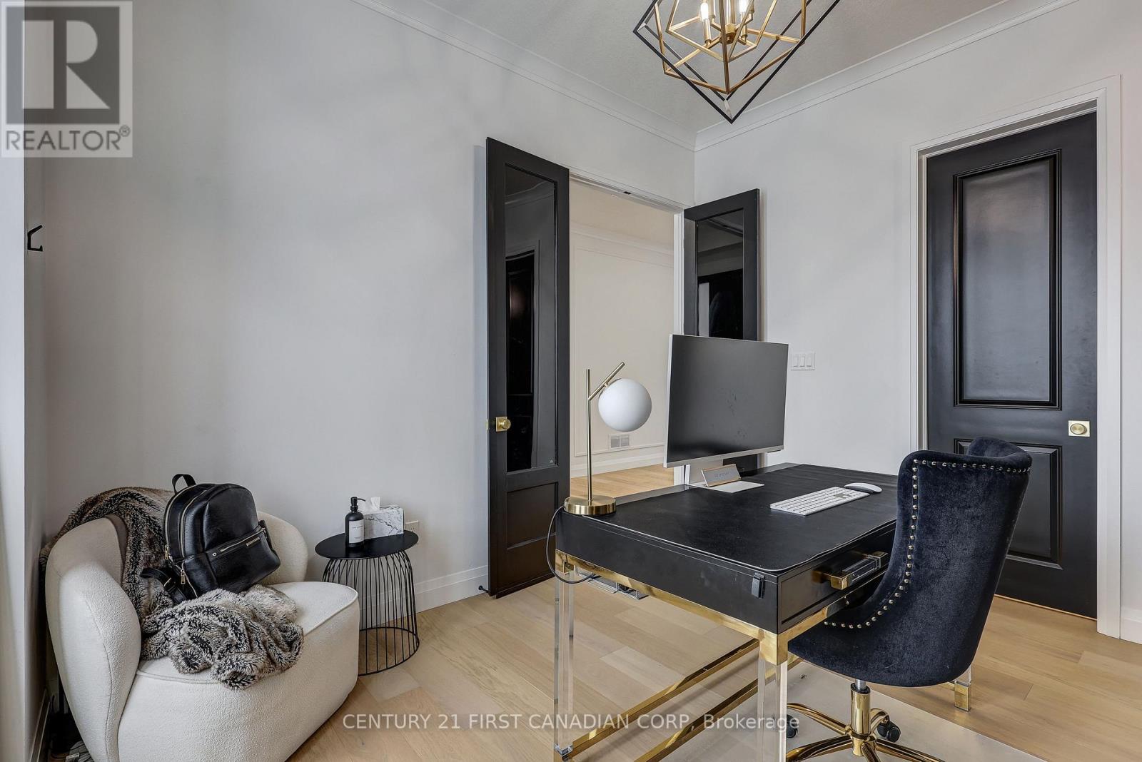 2505 Kains Road, London South, Ontario  N6K 0C8 - Photo 8 - X12826290