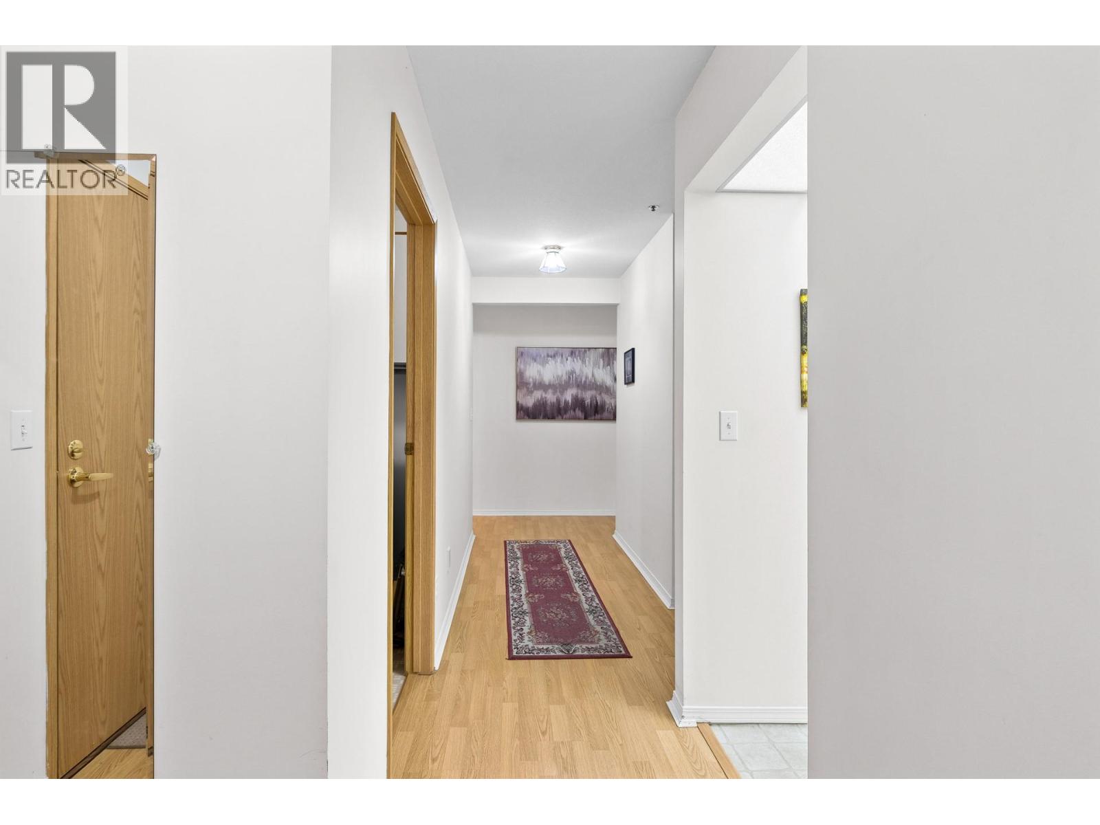 1045 Sutherland Avenue Unit# 214, Kelowna, British Columbia  V1Y 5Y1 - Photo 2 - 10378642