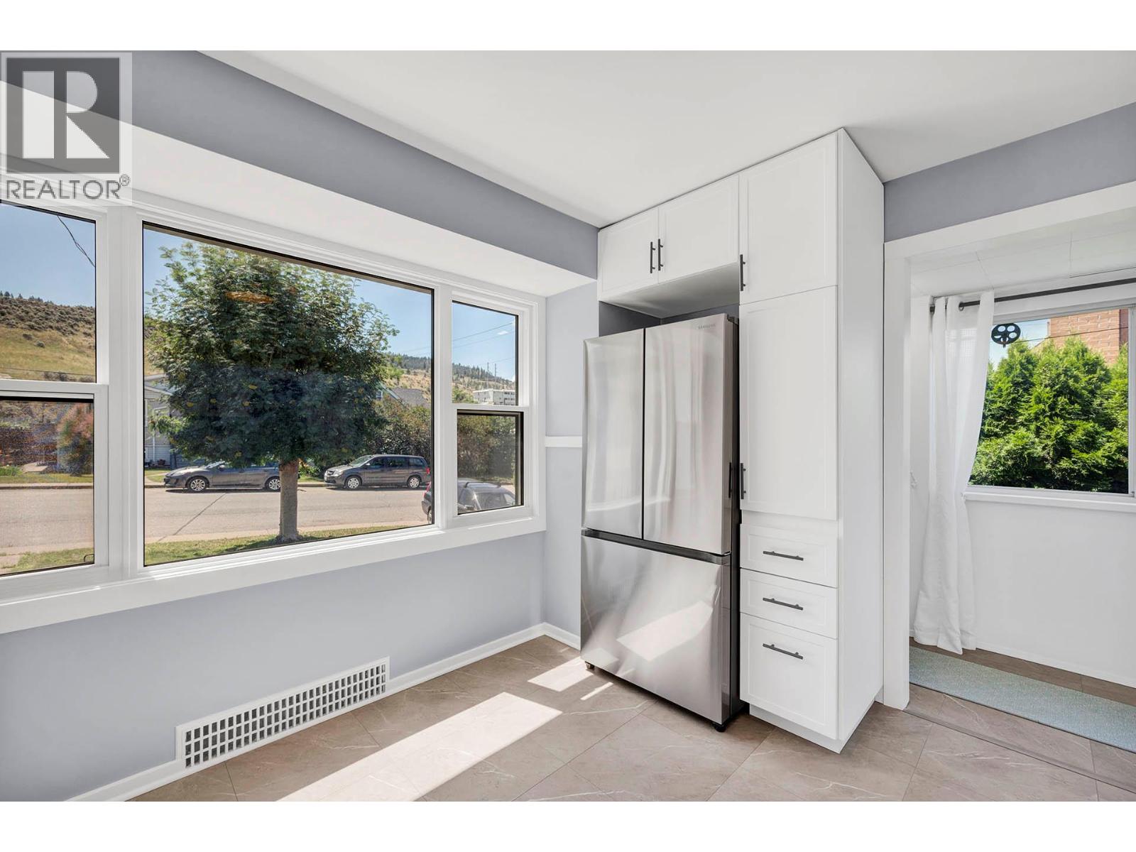 1314 Pine Crescent, Kamloops, British Columbia  V2C 2Z1 - Photo 4 - 10376393