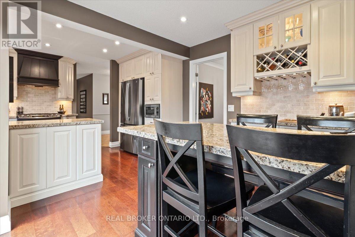 3182 Tania Crescent, Burlington (Headon), Ontario  L7M 3M7 - Photo 11 - W12700030