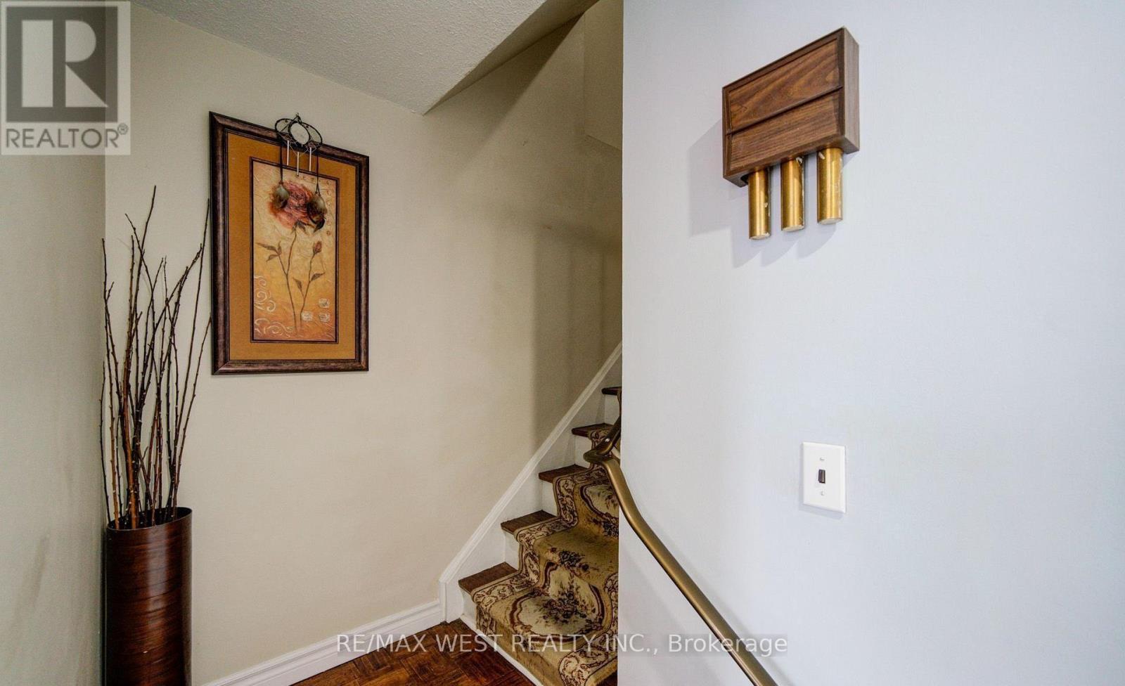 71 - 3525 Brandon Gate Drive, Mississauga (Malton), Ontario  L4T 3M3 - Photo 29 - W12865106