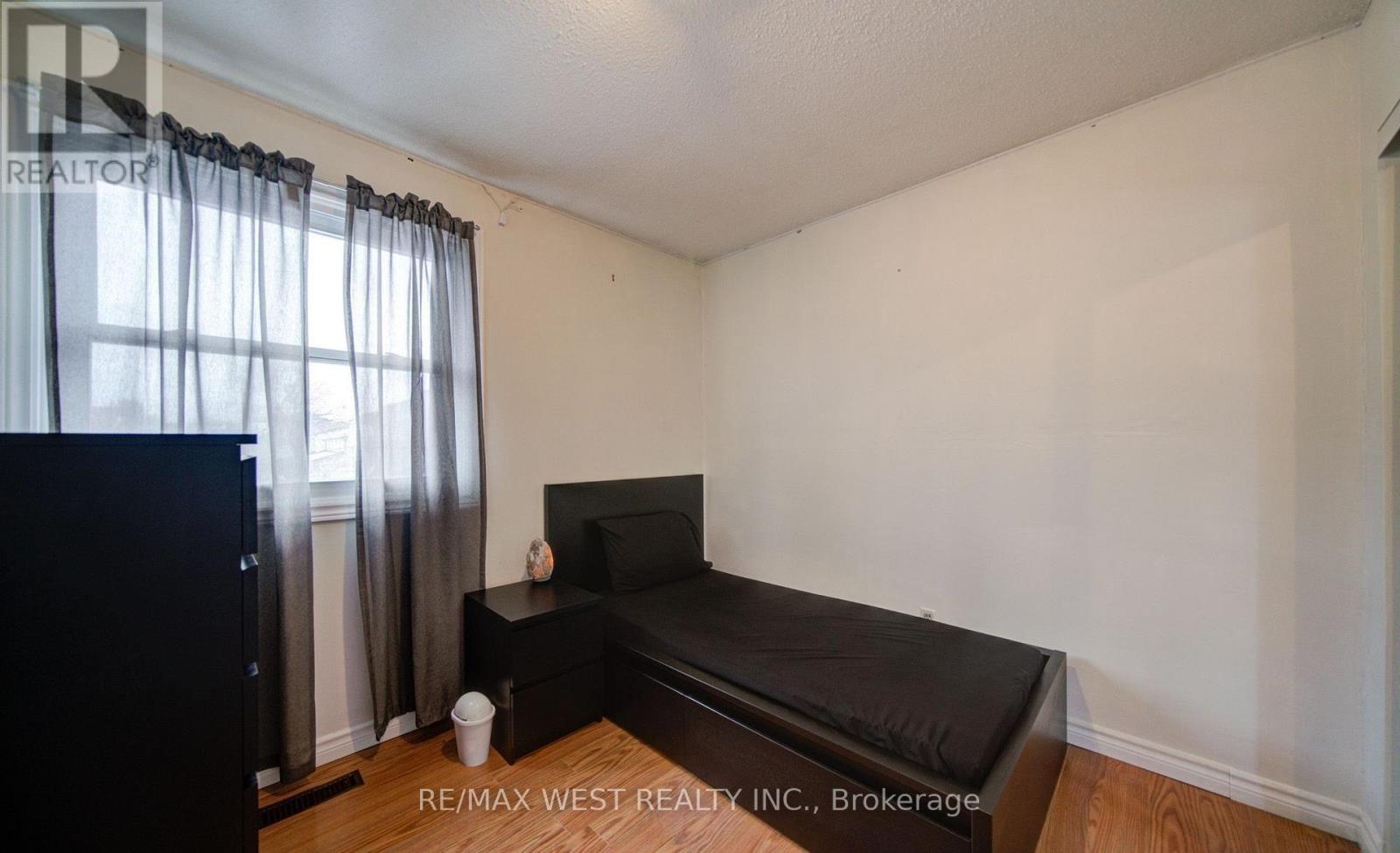 71 - 3525 Brandon Gate Drive, Mississauga (Malton), Ontario  L4T 3M3 - Photo 31 - W12865106