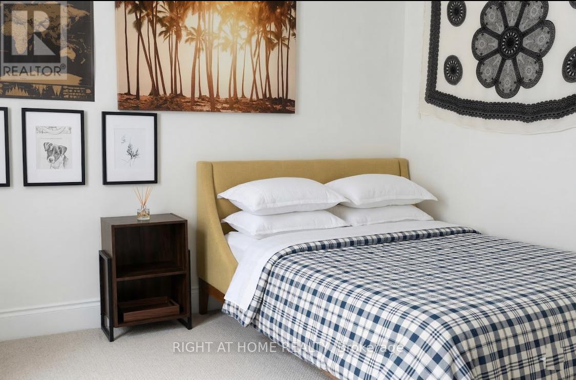 34 Possession Crescent, Brampton, Ontario  L6P 4K3 - Photo 10 - W12868474