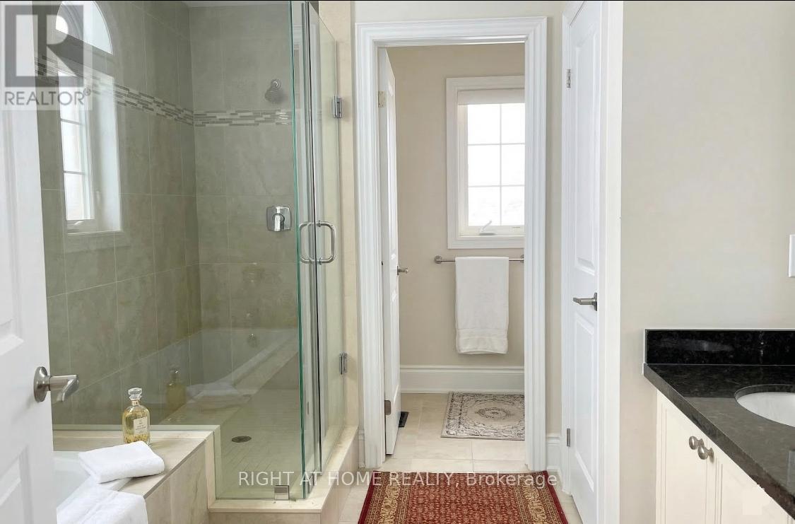 34 Possession Crescent, Brampton, Ontario  L6P 4K3 - Photo 12 - W12868474