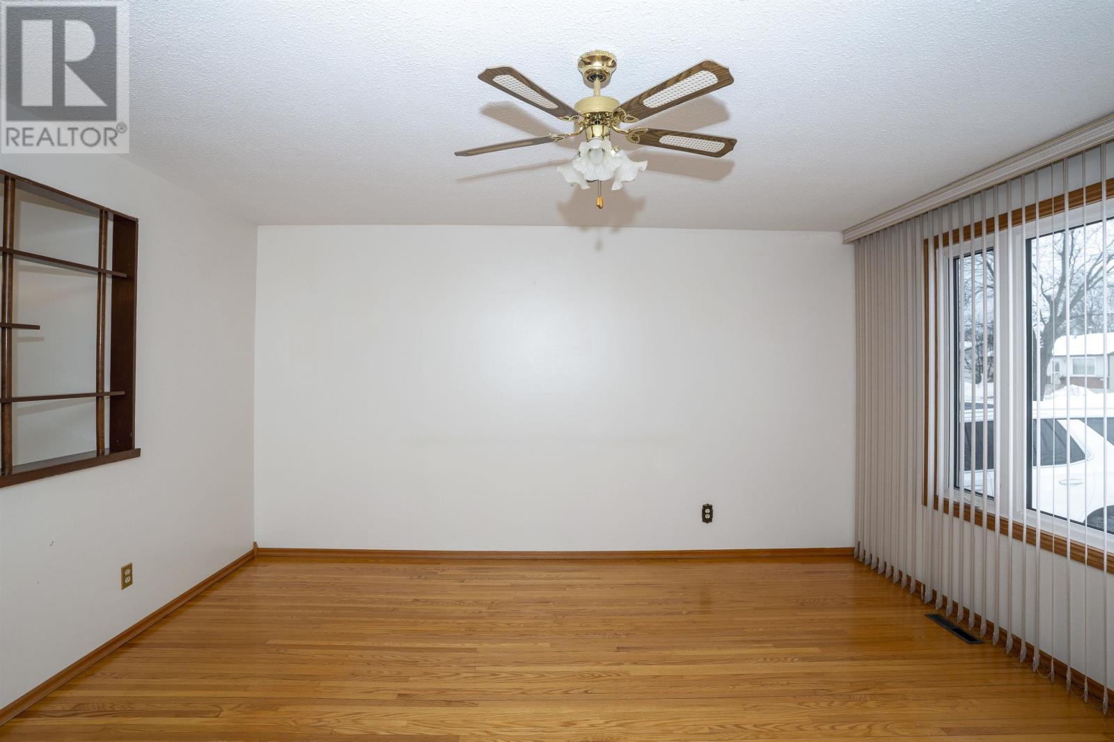 211 Clarkson St S, Thunder Bay, Ontario  P7B 4X1 - Photo 5 - TB2600371