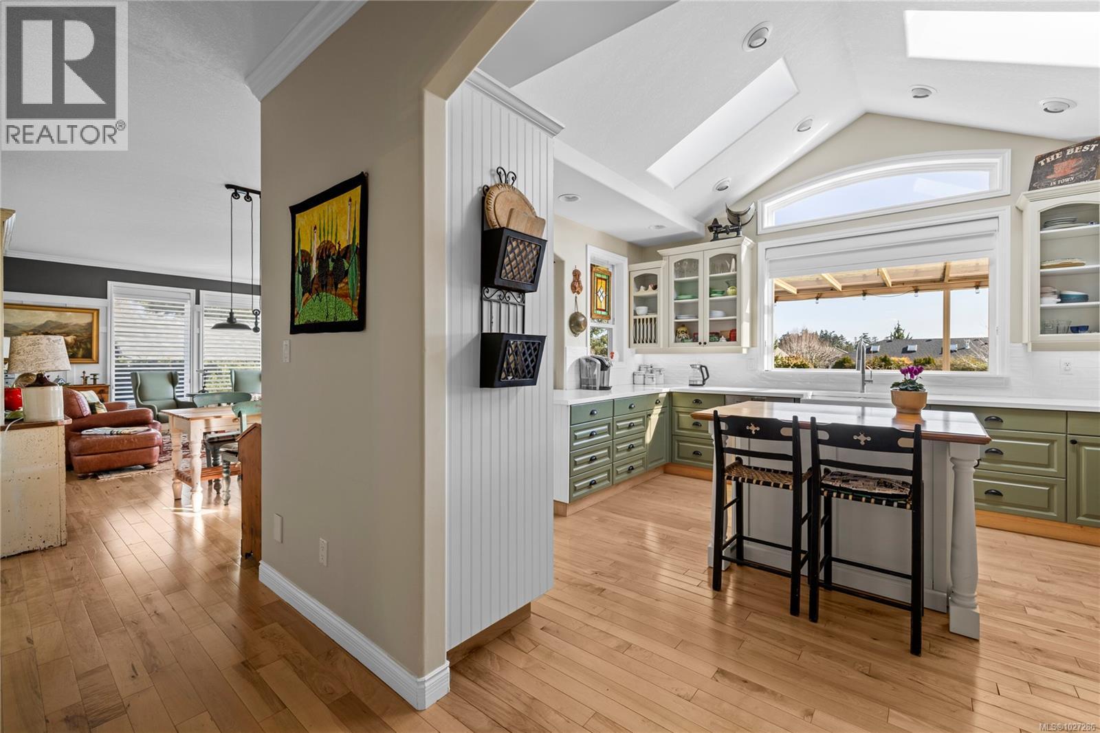 500 Muirfield Close, Qualicum Beach, British Columbia  V9K 2J9 - Photo 6 - 1027286