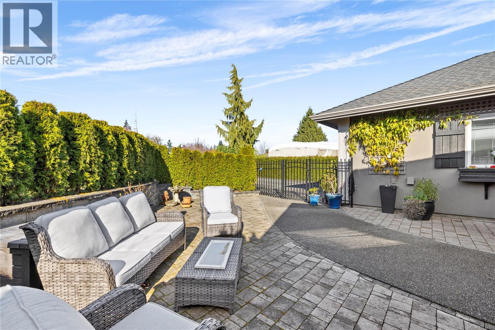 500 Muirfield Close, Qualicum Beach, British Columbia  V9K 2J9 - Photo 13 - 1027286