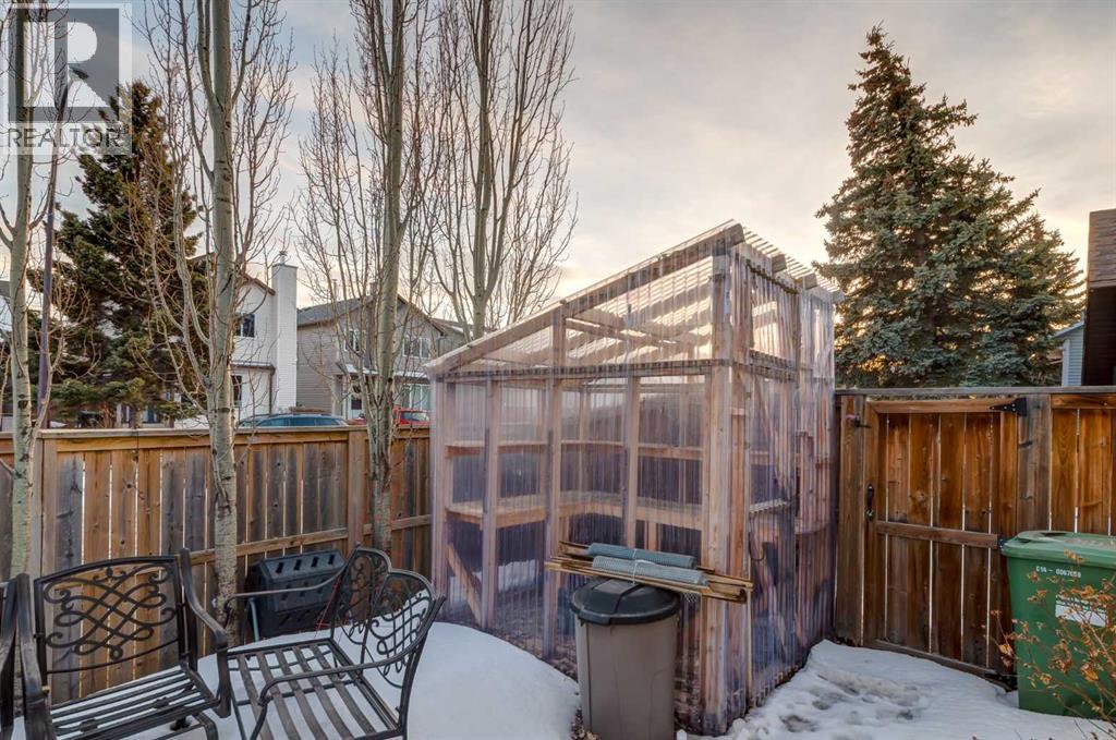 27 Bedfield Close Ne, Calgary, Alberta  T3K 3L3 - Photo 39 - A2252638