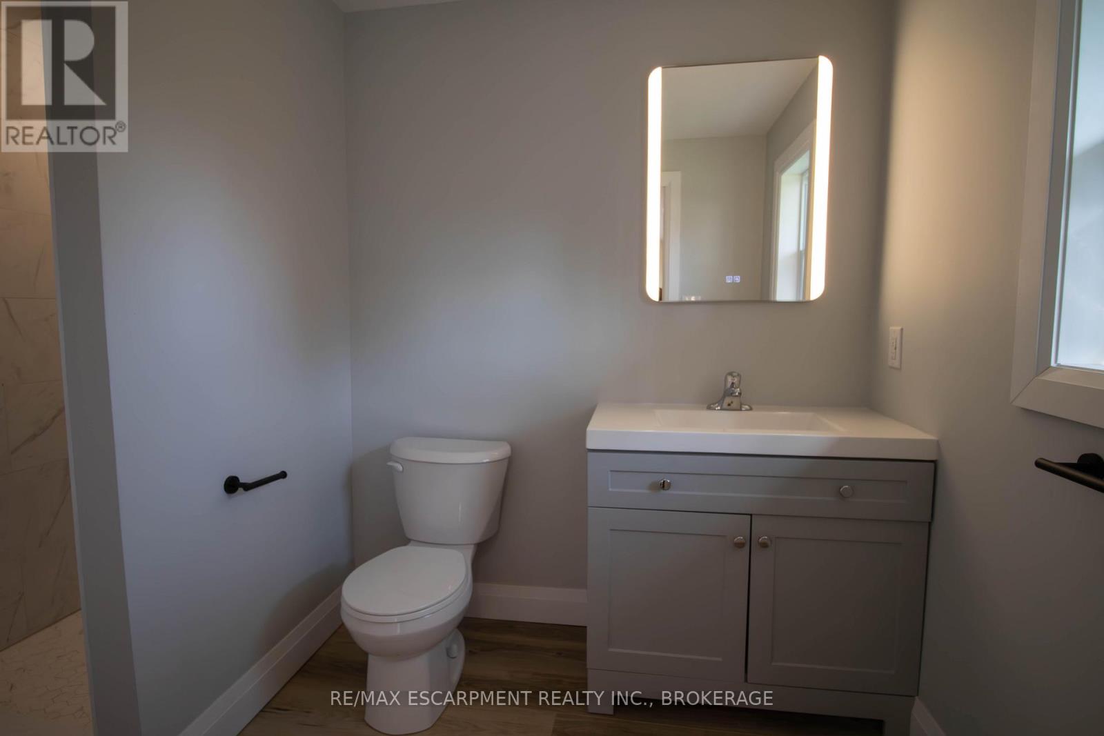 3 - 539 Woodlawn Road, Welland (N. Welland), Ontario  L3C 3K2 - Photo 9 - X12870882