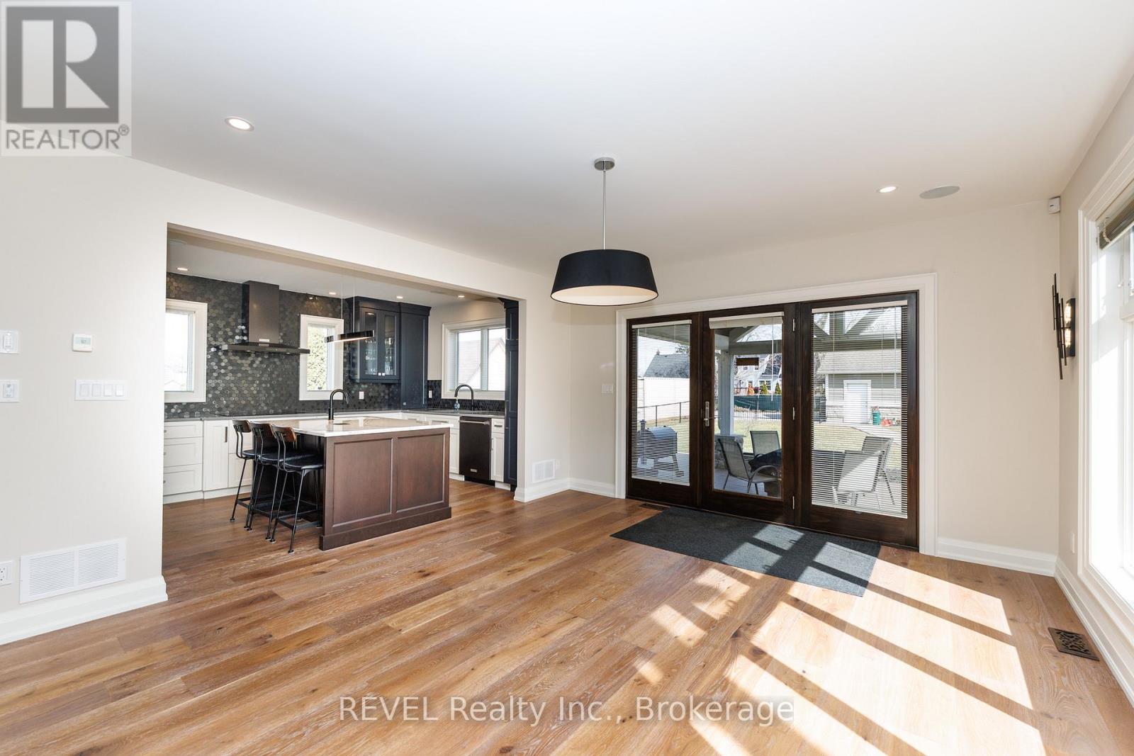 190 Oakdale Avenue, St. Catharines, Ontario  L2P 2K8 - Photo 10 - X12870928