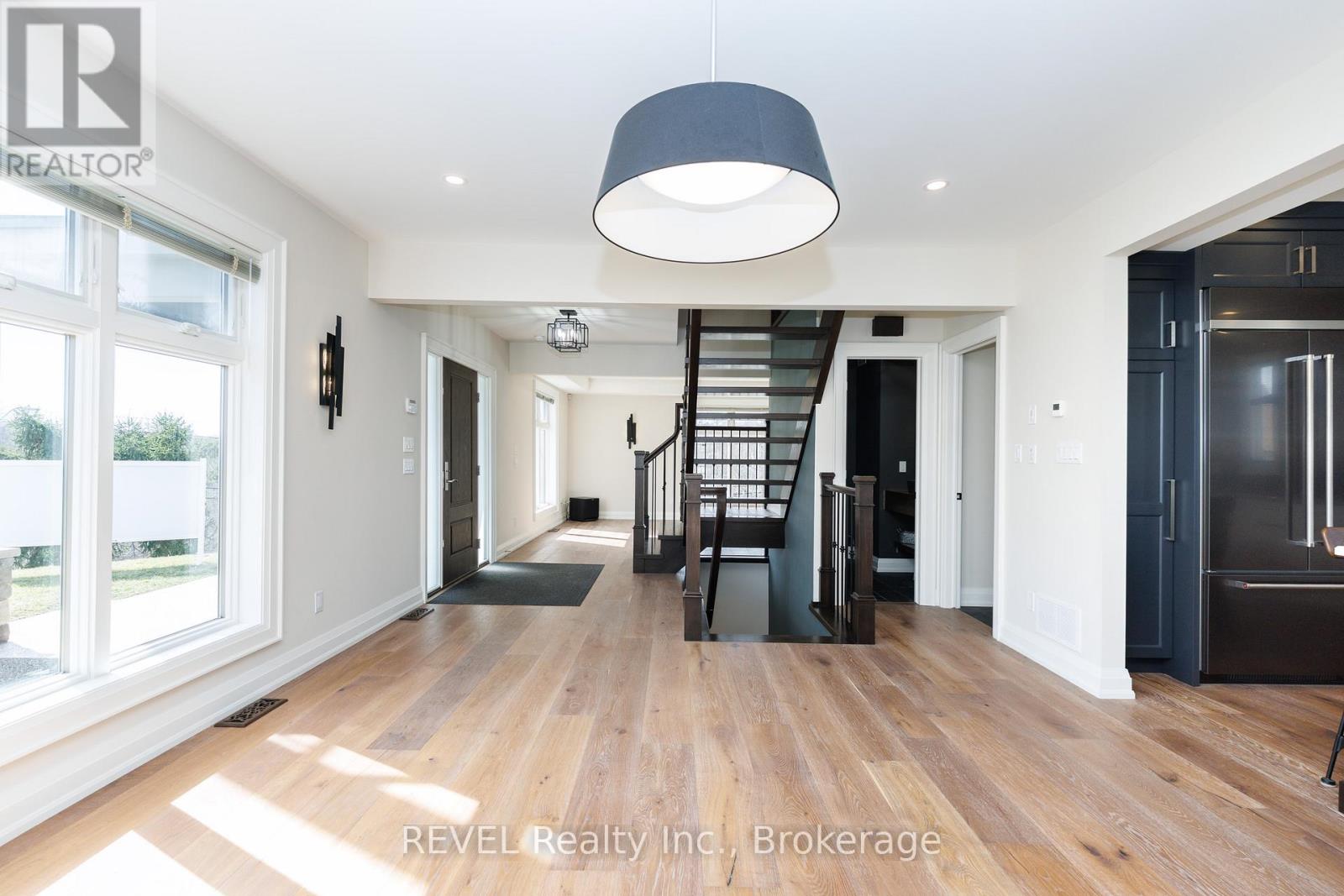 190 Oakdale Avenue, St. Catharines, Ontario  L2P 2K8 - Photo 17 - X12870928