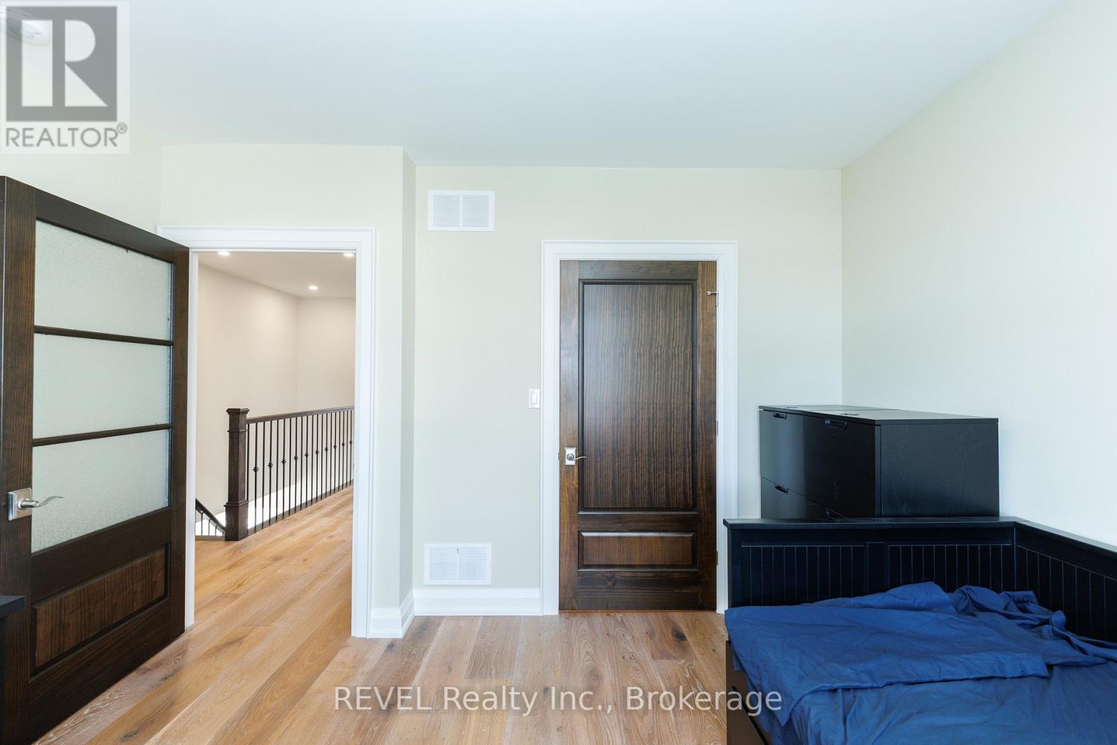 190 Oakdale Avenue, St. Catharines, Ontario  L2P 2K8 - Photo 32 - X12870928