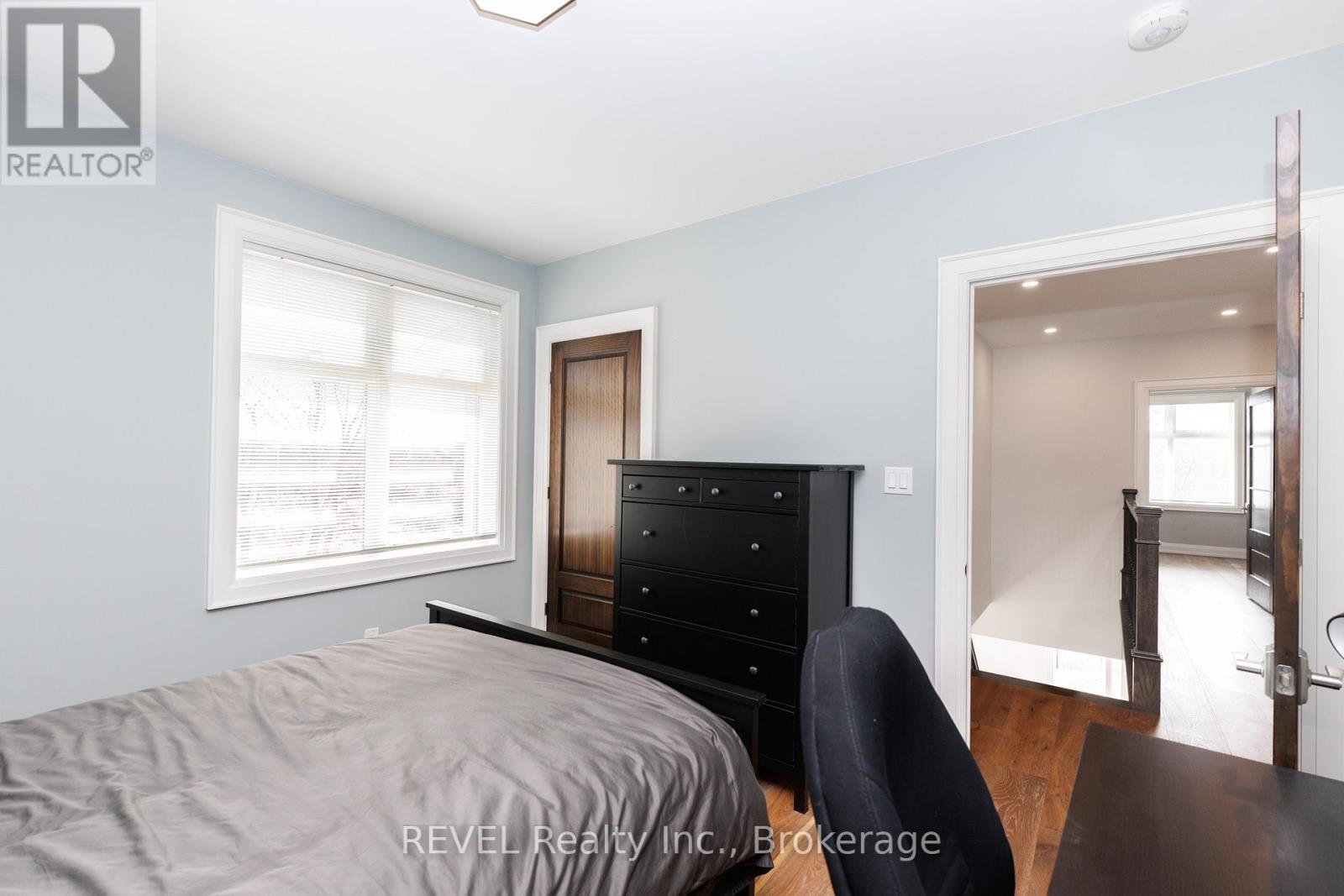 190 Oakdale Avenue, St. Catharines, Ontario  L2P 2K8 - Photo 35 - X12870928