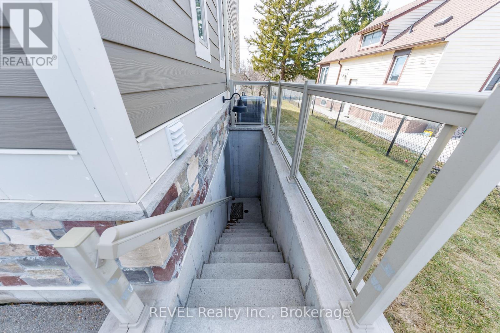 190 Oakdale Avenue, St. Catharines, Ontario  L2P 2K8 - Photo 39 - X12870928