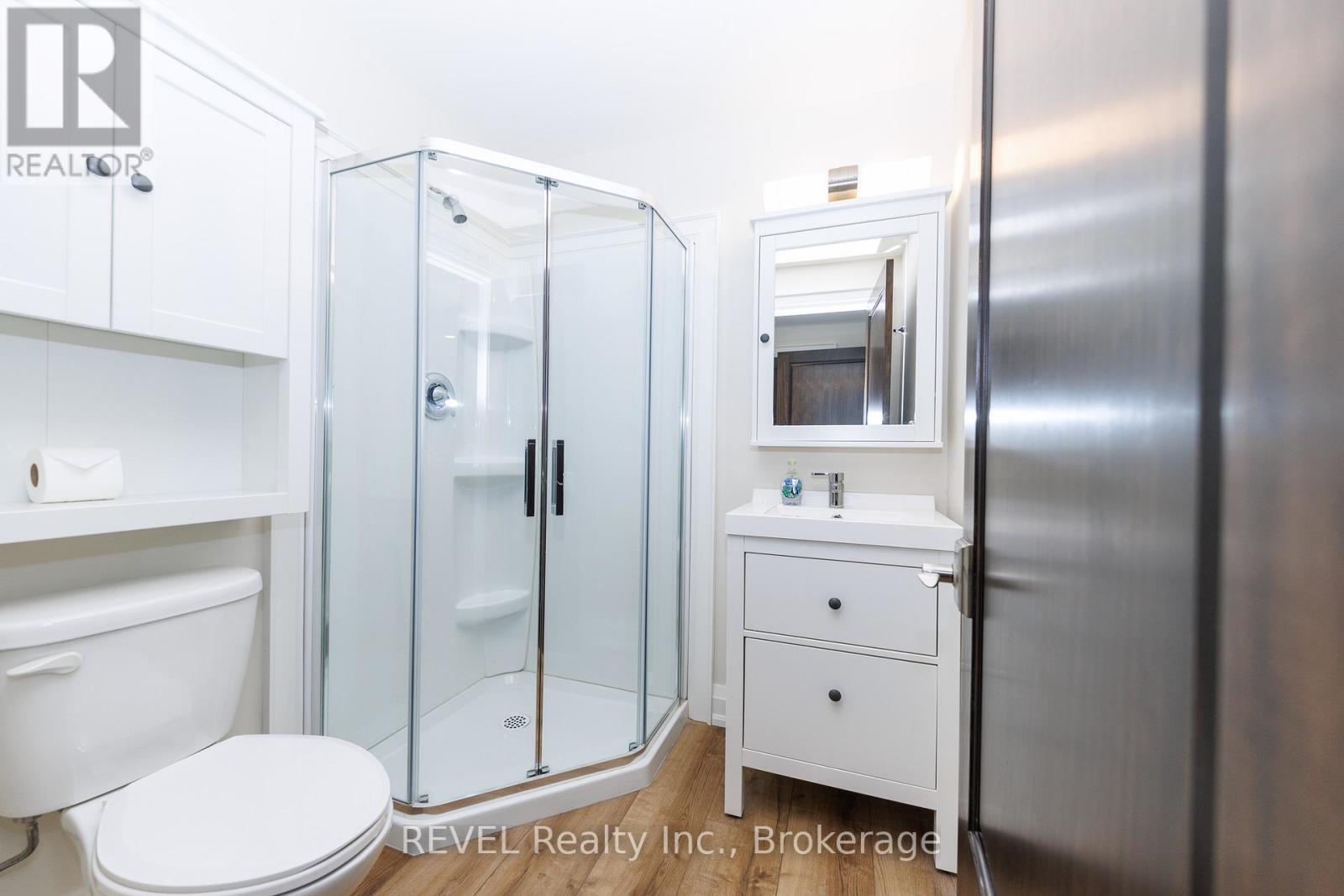 190 Oakdale Avenue, St. Catharines, Ontario  L2P 2K8 - Photo 41 - X12870928