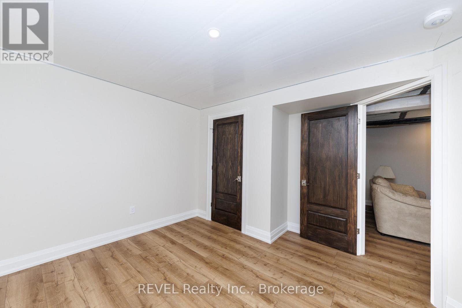 190 Oakdale Avenue, St. Catharines, Ontario  L2P 2K8 - Photo 42 - X12870928