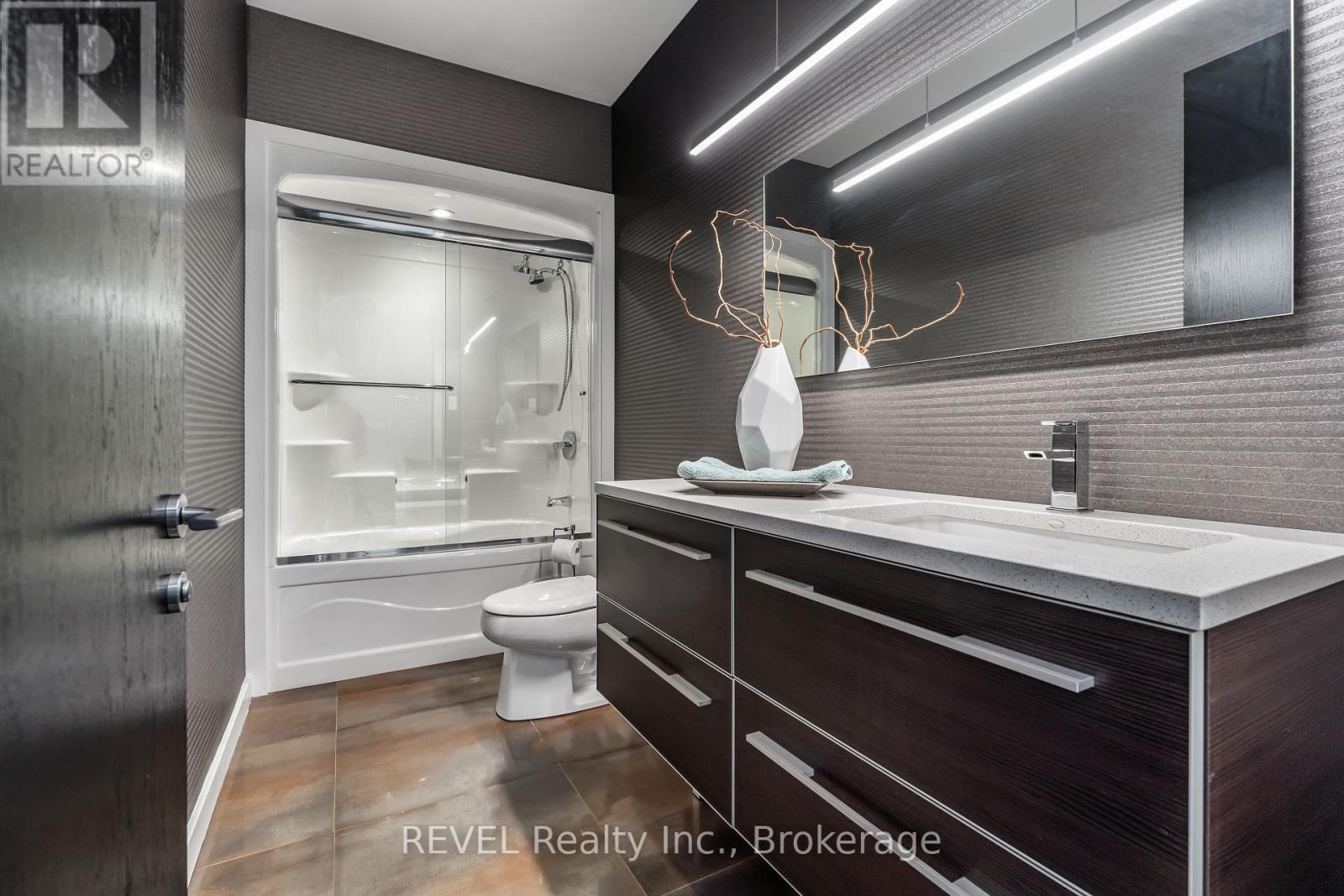 250 Canboro Road, Pelham, Ontario  L0S 1M0 - Photo 41 - X12871036