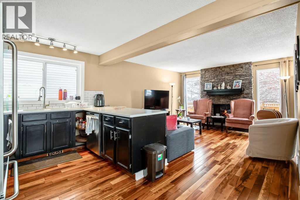 40 Woodglen Grove Sw, Calgary, Alberta  T2J 3A1 - Photo 8 - A2291744