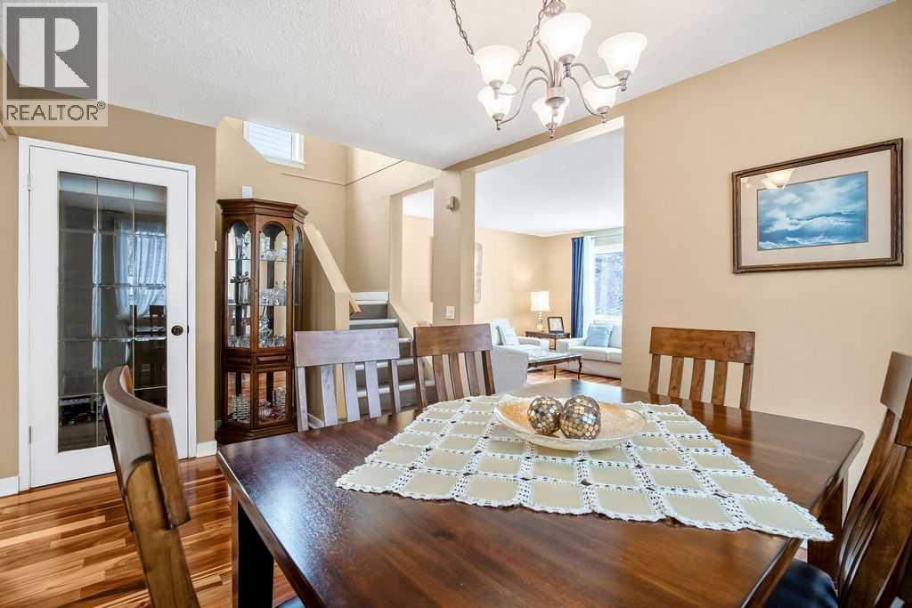 40 Woodglen Grove Sw, Calgary, Alberta  T2J 3A1 - Photo 7 - A2291744