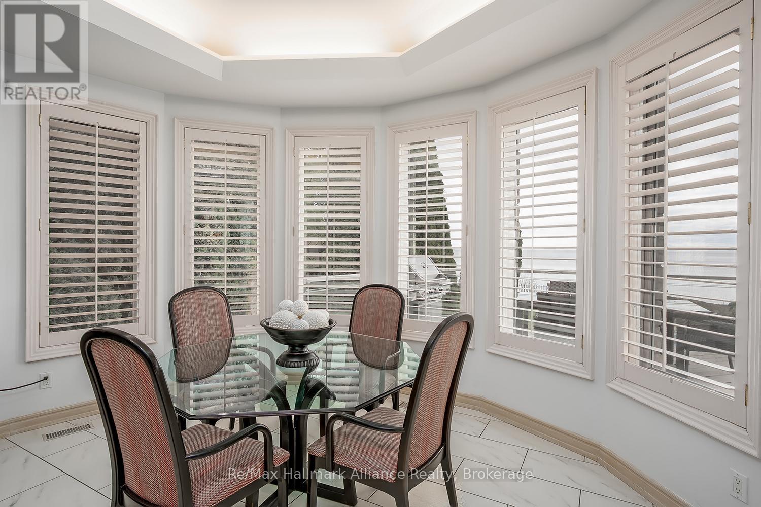 3206 Shoreline Drive, Oakville (Br Bronte), Ontario  L6L 5X4 - Photo 12 - W12871004