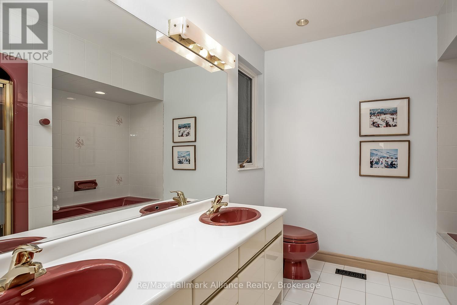 3206 Shoreline Drive, Oakville (Br Bronte), Ontario  L6L 5X4 - Photo 22 - W12871004