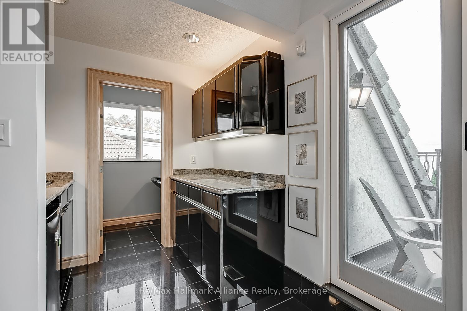 3206 Shoreline Drive, Oakville (Br Bronte), Ontario  L6L 5X4 - Photo 36 - W12871004