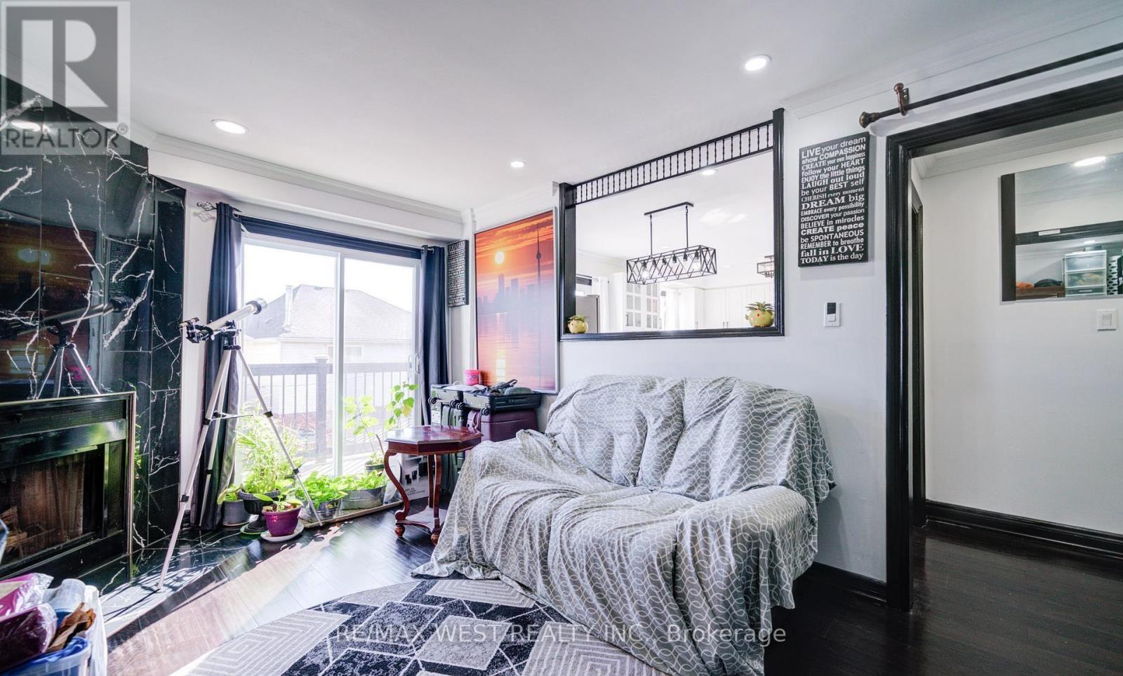 1648 Pepperwood Gate, Pickering, Ontario  L1X 2K3 - Photo 14 - E12859270