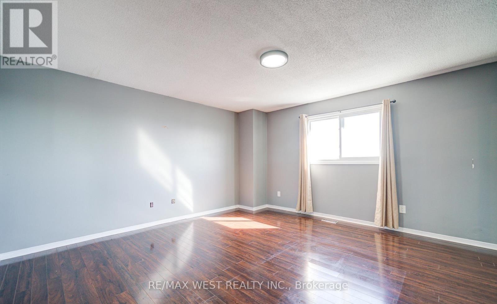 1648 Pepperwood Gate, Pickering, Ontario  L1X 2K3 - Photo 18 - E12859270