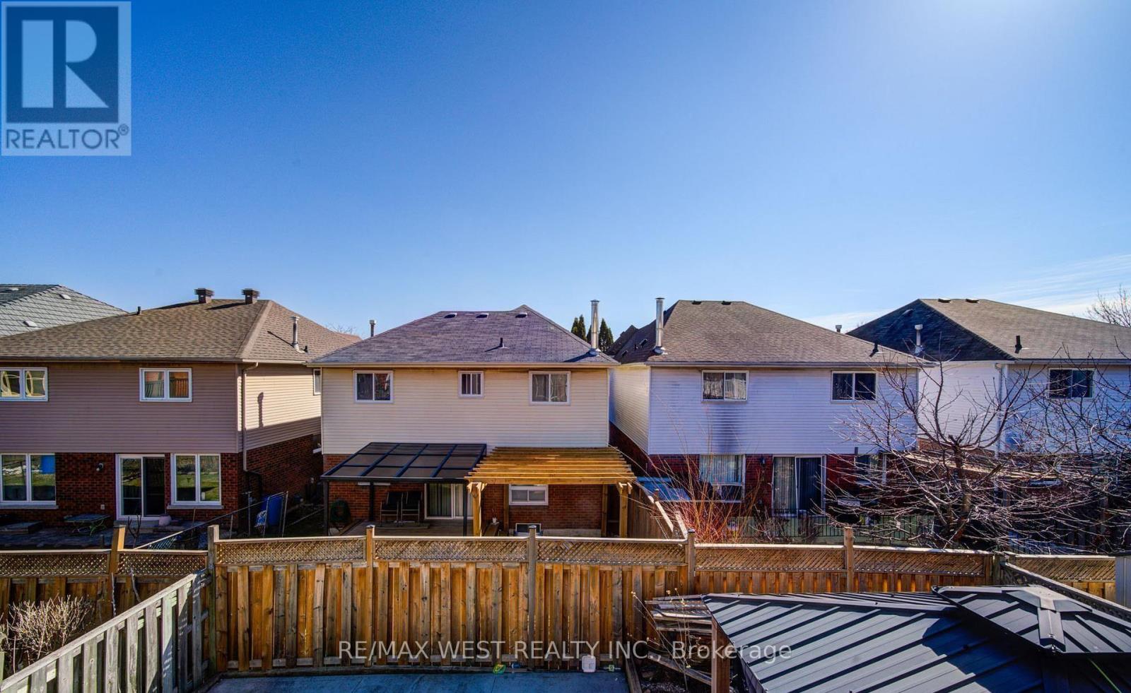 1648 Pepperwood Gate, Pickering, Ontario  L1X 2K3 - Photo 29 - E12859270