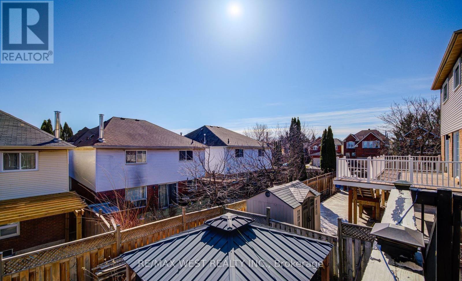 1648 Pepperwood Gate, Pickering, Ontario  L1X 2K3 - Photo 30 - E12859270