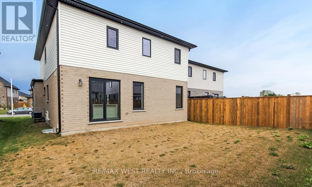 92 Poole Crescent, Middlesex Centre, Ontario  N0L 1R0 - Photo 28 - X12858336