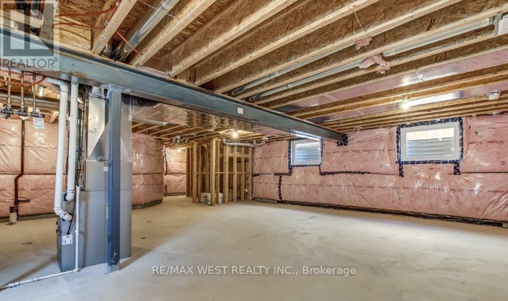 92 Poole Crescent, Middlesex Centre, Ontario  N0L 1R0 - Photo 26 - X12858336