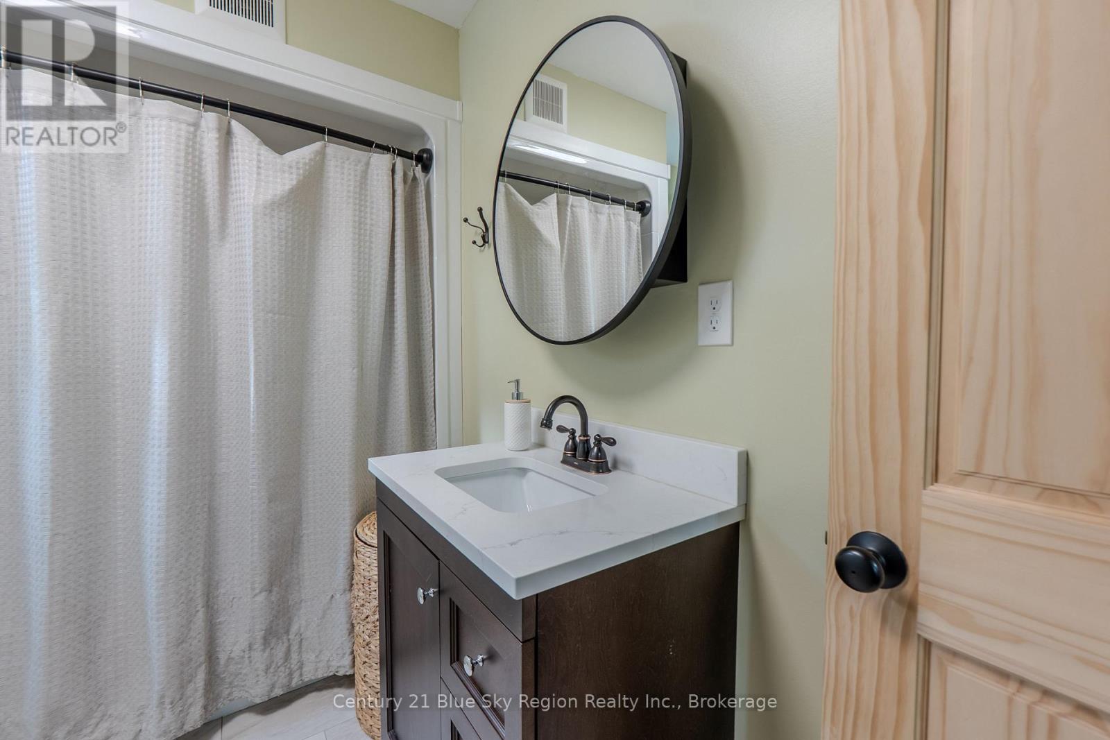 167 Cache Bay Road, West Nipissing (Sturgeon Falls), Ontario  P2B 3H2 - Photo 14 - X12870918