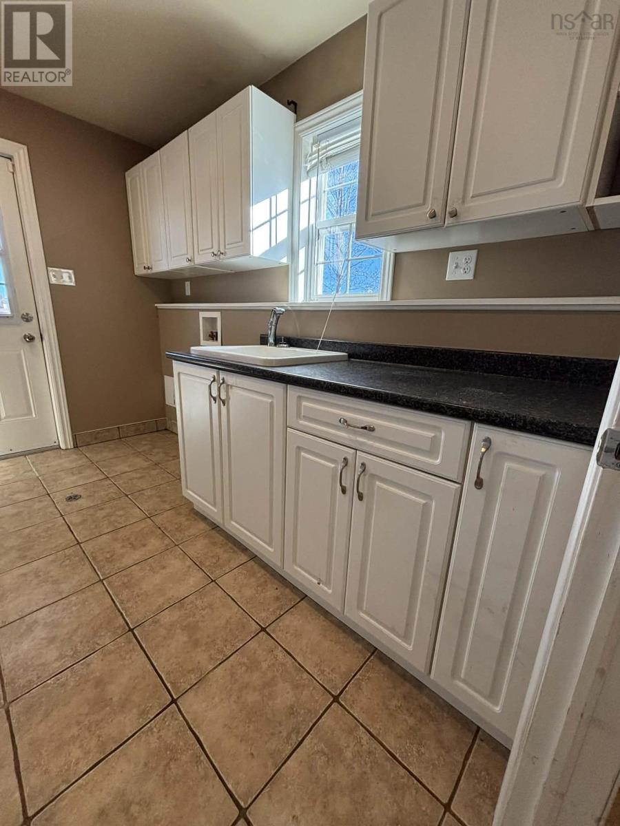 669 Lakeside Road, Dayton, Nova Scotia  B5A 5K3 - Photo 10 - 202604339
