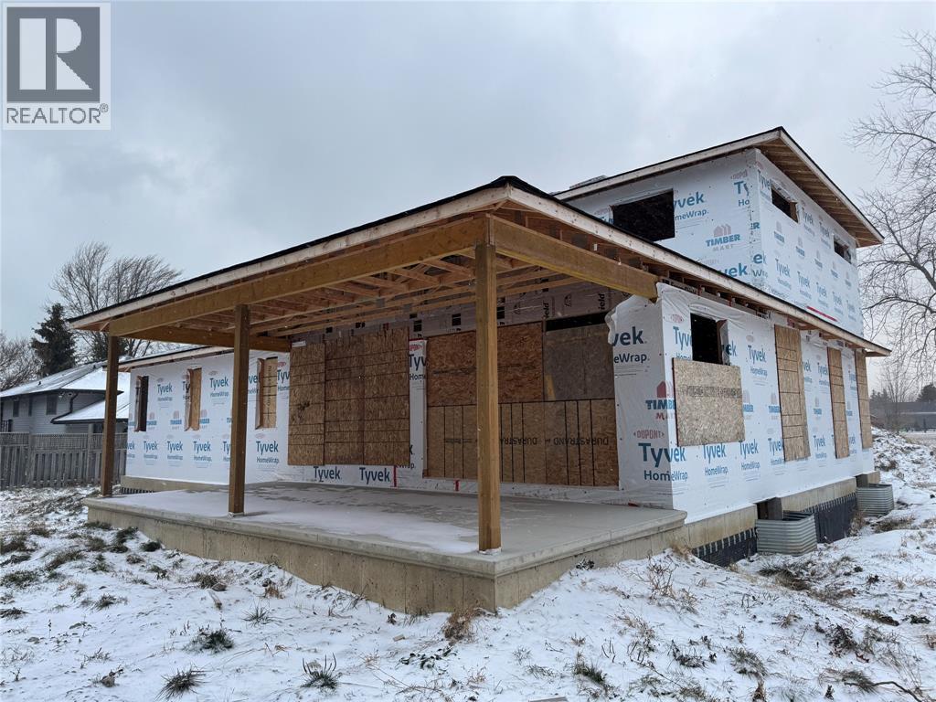 3496 Victoria Street, Plympton-Wyoming, Ontario  N0N 1E0 - Photo 2 - 26005091