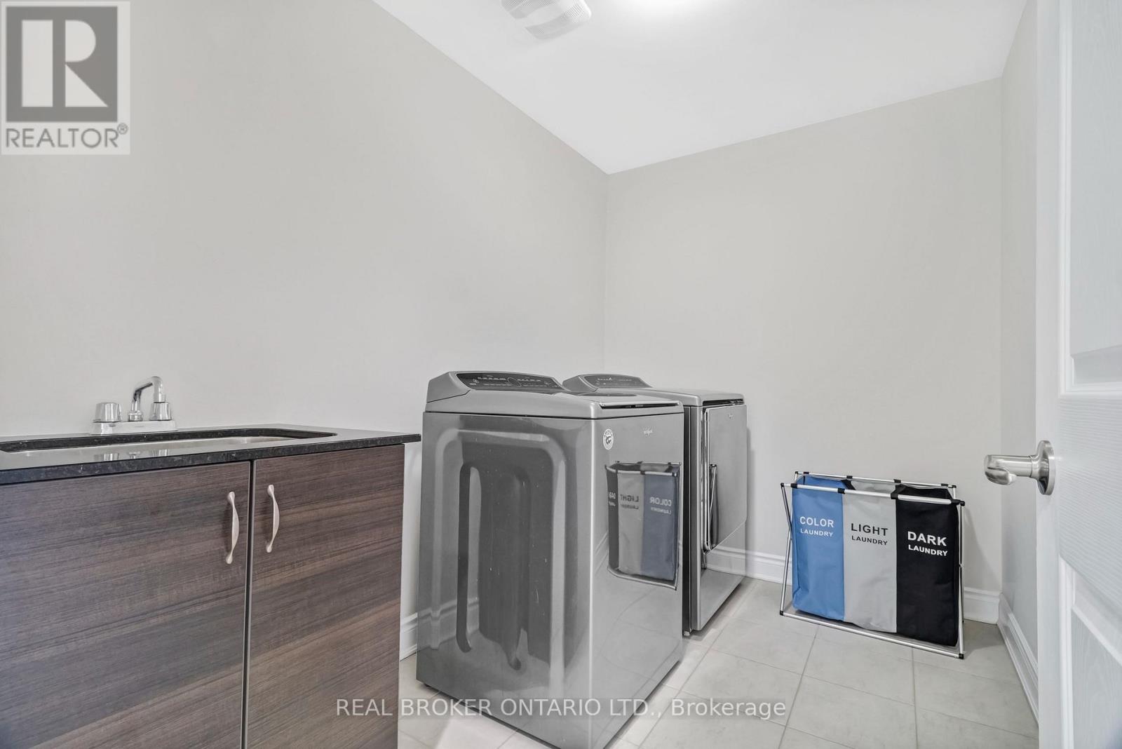 642 Continental Avenue, Ottawa, Ontario  K2V 0R1 - Photo 28 - X12836356