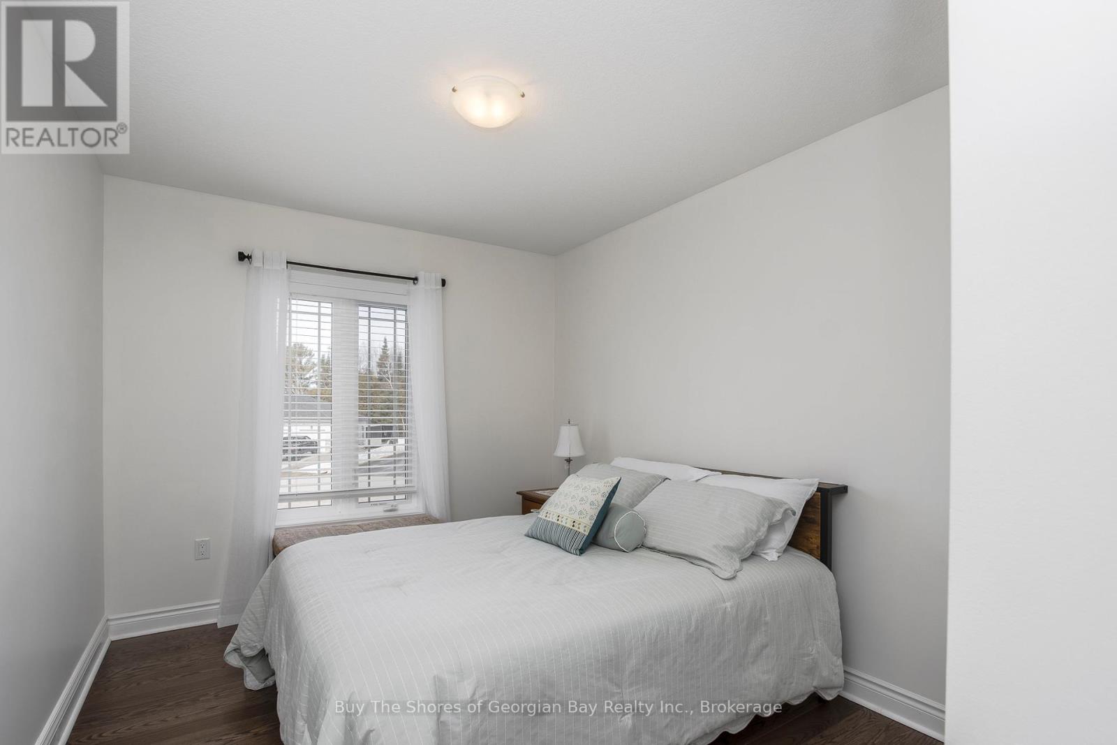 11 Ralph Dalton Boulevard, Tay, Ontario  L0K 2A0 - Photo 17 - S12871142