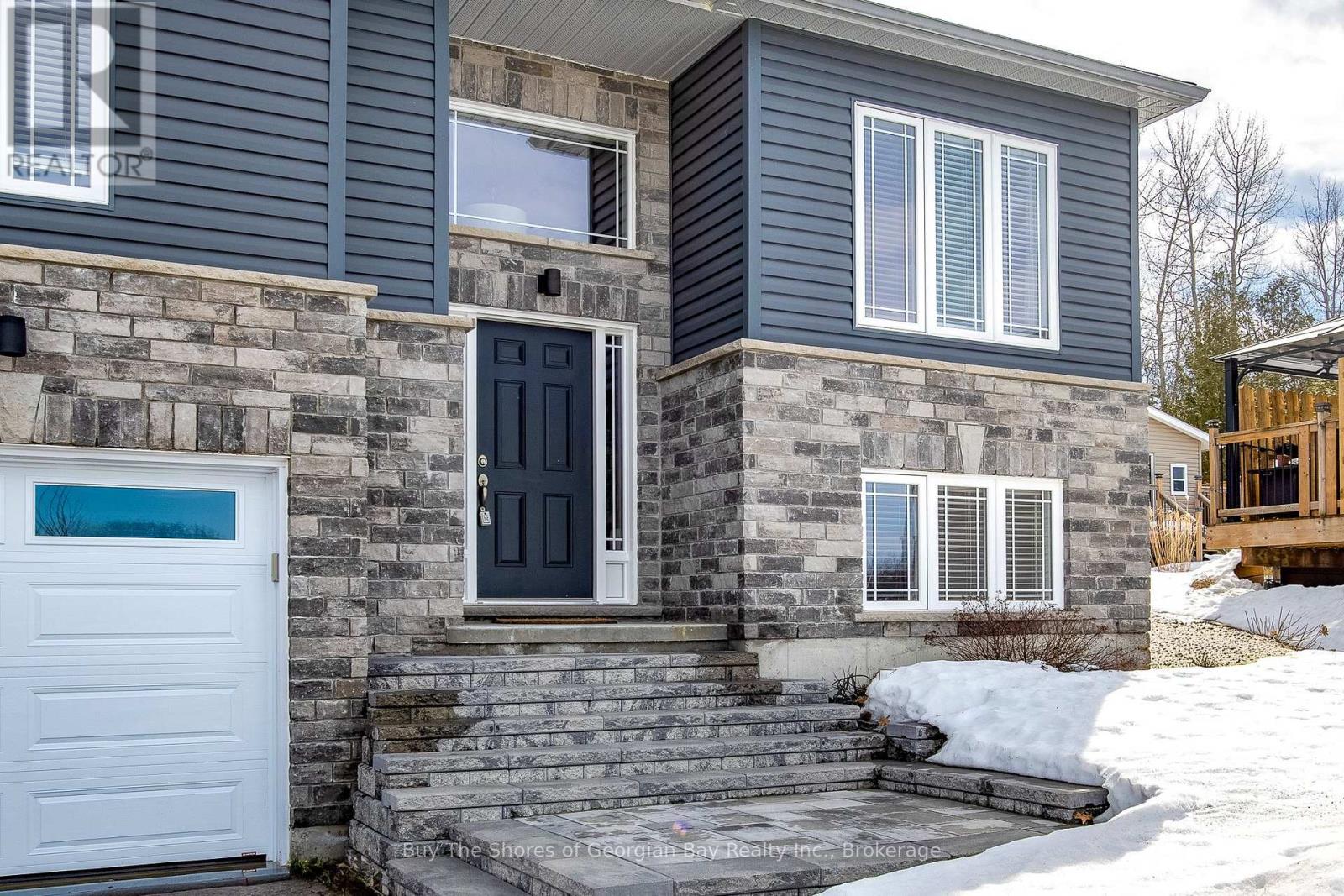 11 Ralph Dalton Boulevard, Tay, Ontario  L0K 2A0 - Photo 3 - S12871142