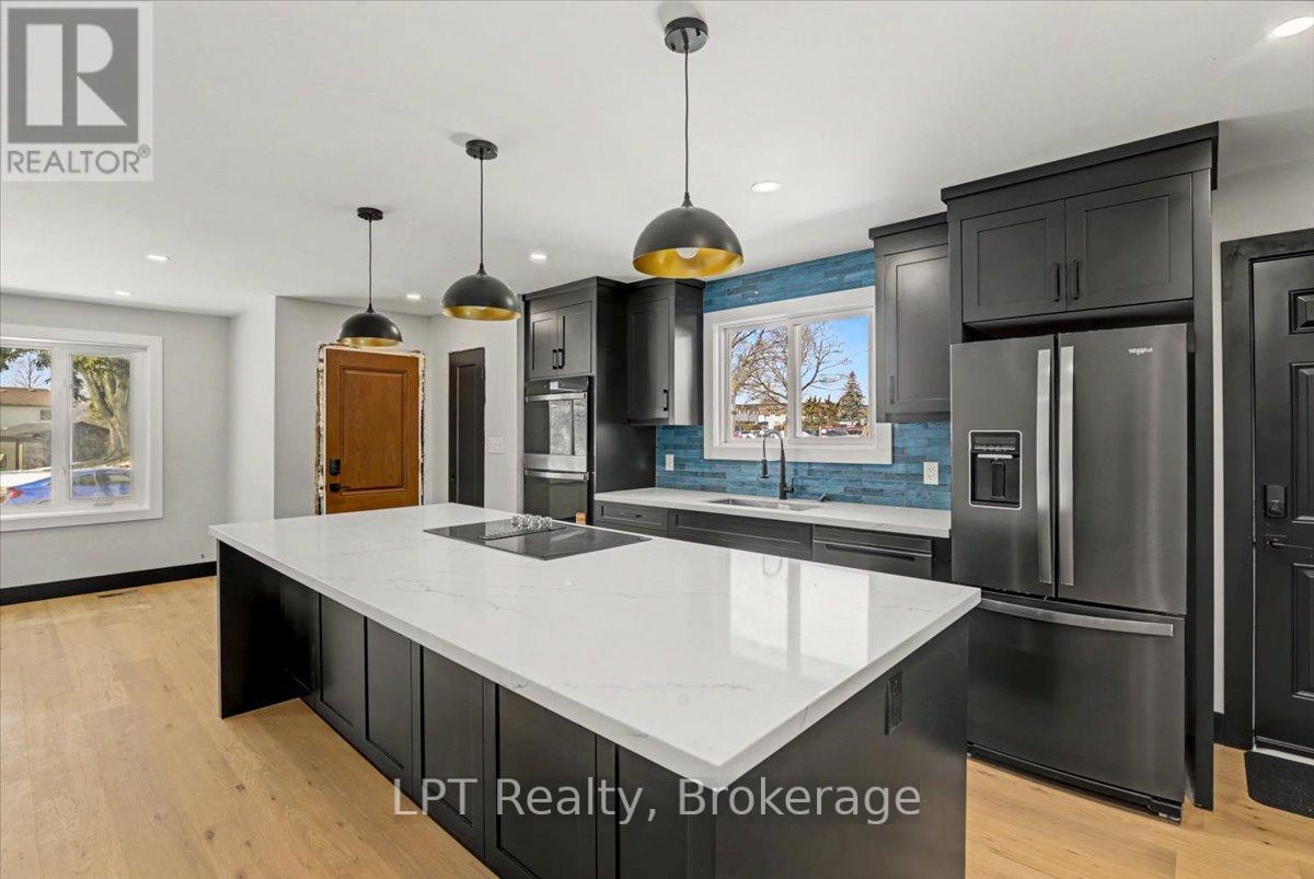 1281 Oxford Street, Oshawa (Lakeview), Ontario  L1J 3W5 - Photo 4 - E12870938