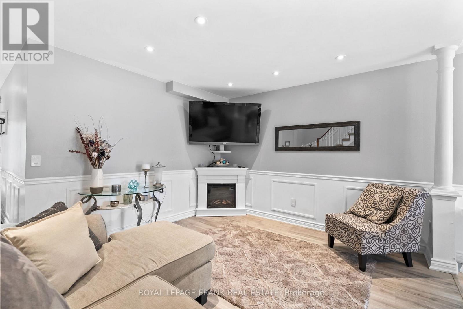 24 Ingold Lane, Ajax (Central), Ontario  L1Z 1K3 - Photo 3 - E12870948