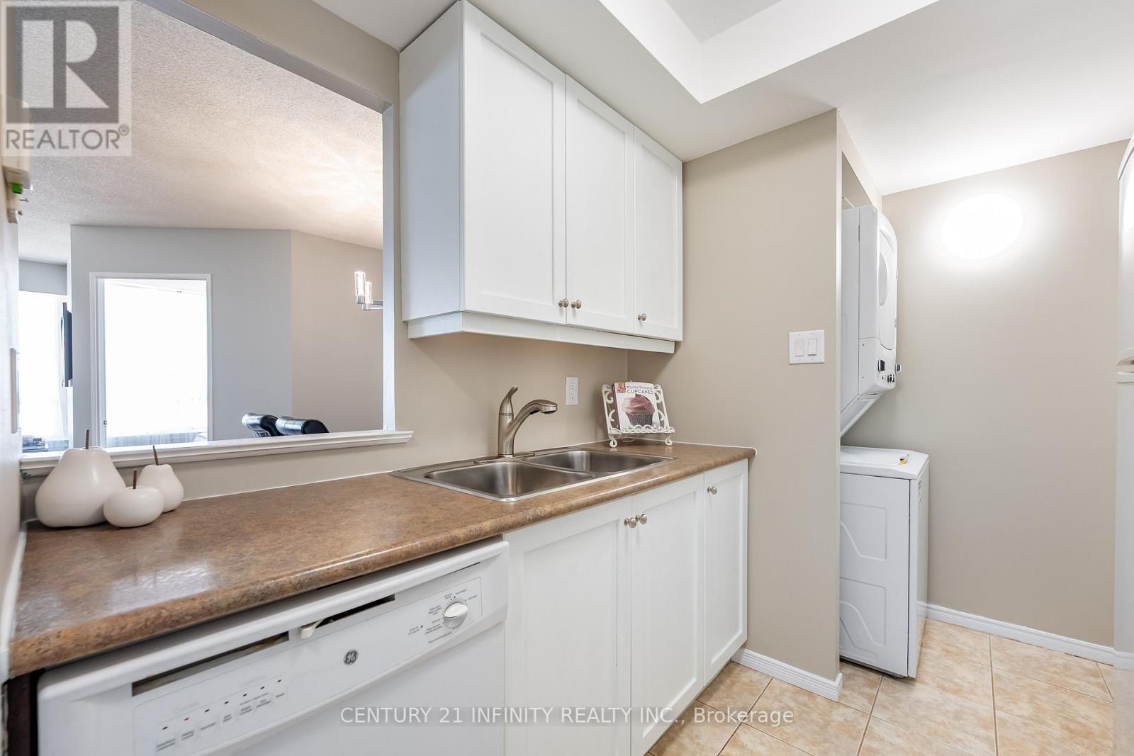 1206 - 5 Greystone Walk Drive, Toronto (Kennedy Park), Ontario  M1K 5J5 - Photo 3 - E12871038