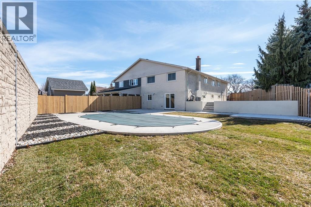 64 Brookstream Court, Hamilton, Ontario  L8K 6J2 - Photo 38 - 40808555