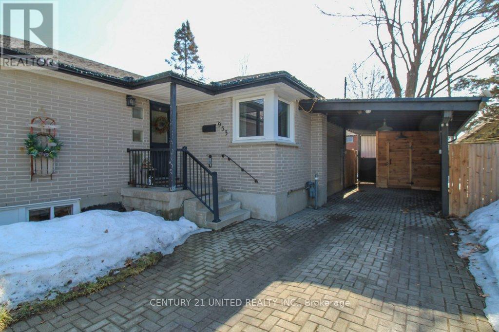 953 Oriole Drive, Peterborough (Northcrest Ward 5), Ontario  K9H 6K6 - Photo 4 - X12871180