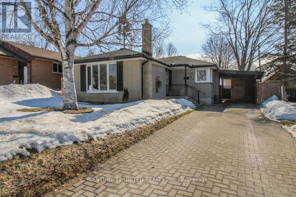 953 Oriole Drive, Peterborough (Northcrest Ward 5), Ontario  K9H 6K6 - Photo 40 - X12871180