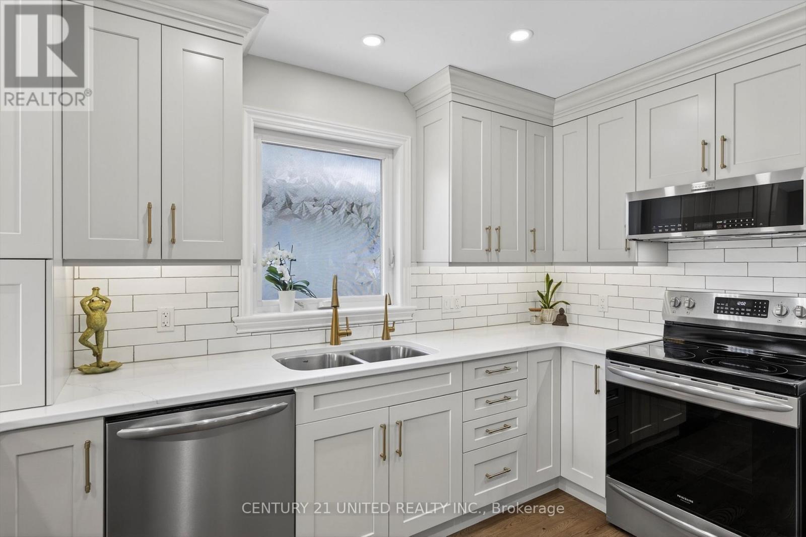 75 Mcgibbon Boulevard, Kawartha Lakes, Ontario  K9V 6G5 - Photo 15 - X12871222