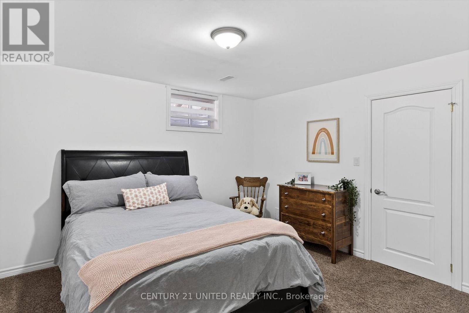 75 Mcgibbon Boulevard, Kawartha Lakes, Ontario  K9V 6G5 - Photo 35 - X12871222